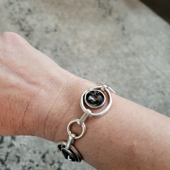 Silver Pewter Colored Circle Bracelet with Gray Charcoal Crystals - Picture 2 of 9